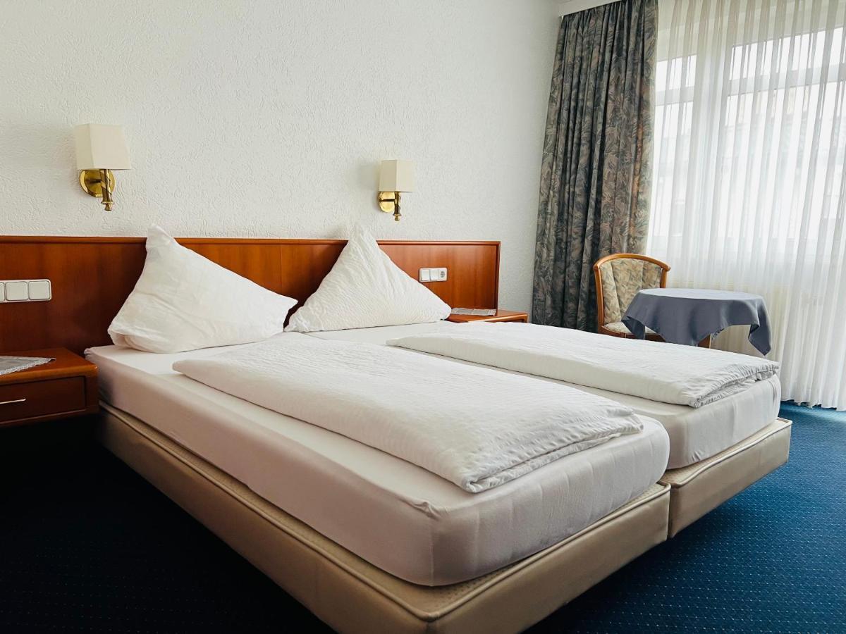 Hotel Weller Kahl Am Main エクステリア 写真