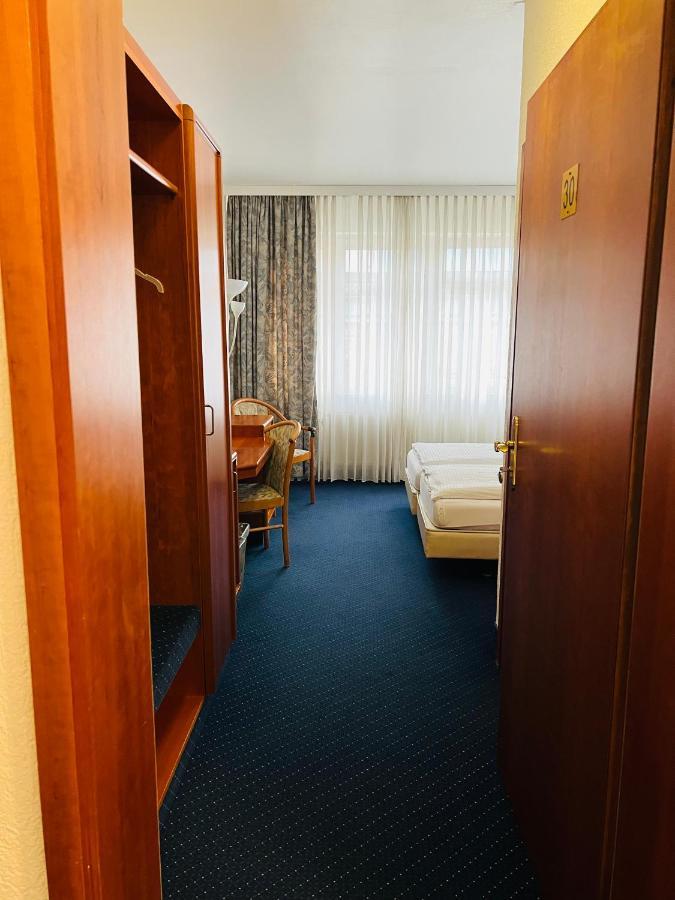 Hotel Weller Kahl Am Main エクステリア 写真