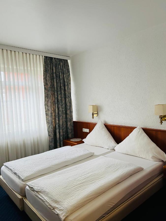 Hotel Weller Kahl Am Main エクステリア 写真