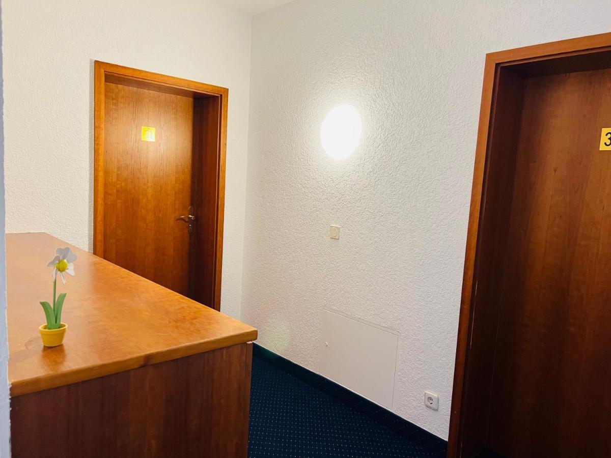 Hotel Weller Kahl Am Main エクステリア 写真